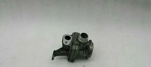 Mercedes-Benz CLS C219 EGR valve cooler A1561401060