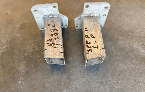Jeep Cherokee Front bumper support beam 5903107176607