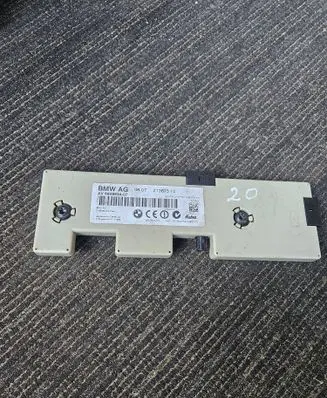 BMW 3 E90 E91 Aerial antenna amplifier 6928934 21367510