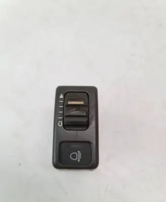 Volvo S70 V70 V70 XC Headlight level height control switch 9162960
