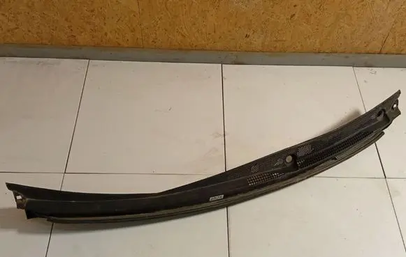 Honda FR-V Wiper trim 74200SJDG000