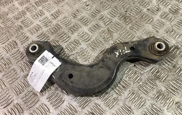 Rear control arm