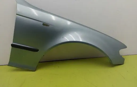 BMW 3 E46 Fender GRAUGRUENMETALLIC
