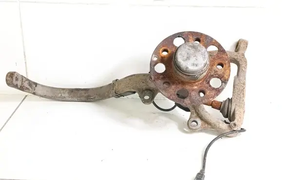 Mercedes-Benz E W211 Front wheel hub spindle knuckle 2115451040
