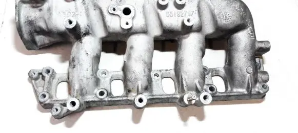 Opel Vectra C Intake manifold 55192747 a5021