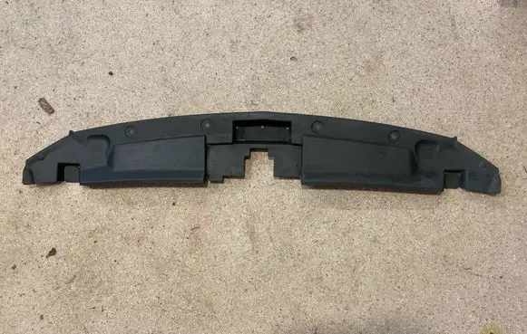 Seat Leon (5F) Engine bonnet/hood lock trim molding 5F0853655B