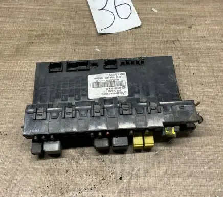 Mercedes-Benz E W211 Comfort/convenience module 2035450701 5DK00797420