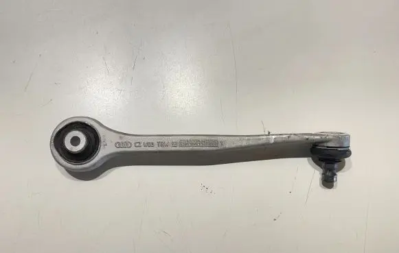 Porsche Macan (95B) Front lower control arm/wishbone 8K0505P