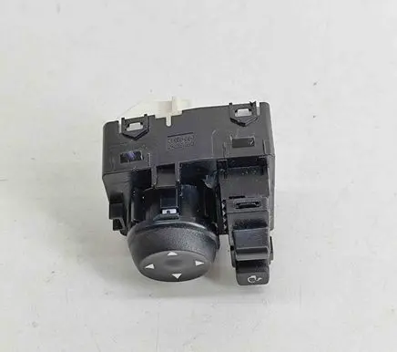 Hyundai Tucson IV NX4 Wing mirror switch 93530N72004X 93530N7200