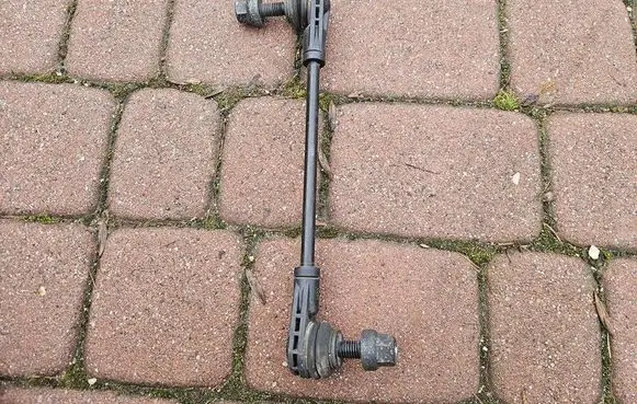 Opel Insignia B Front anti-roll bar/stabilizer link 84077102-