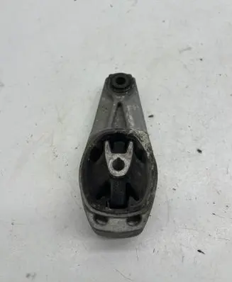 Citroen C3 Engine mount bracket 9802483780