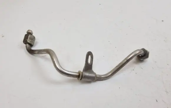 Nissan Qashqai Fuel injector supply line/pipe 
