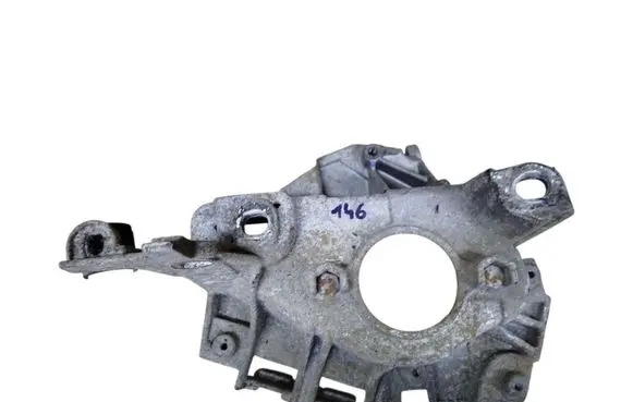 Renault Kangoo I Engine mounting bracket 430825