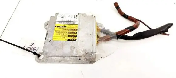 Toyota Avensis T250 Airbag control unit/module 8917005122 89170-05122