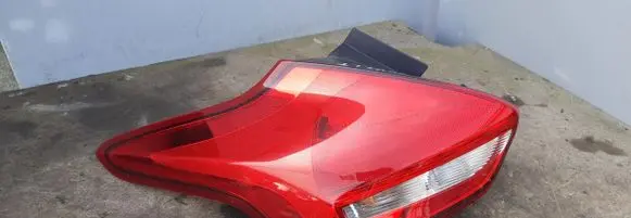 Ford Focus Rear/tail lights F1EB13405BE