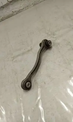 Mercedes-Benz C W205 Rear control arm A20402