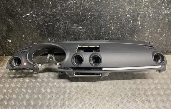 Audi A3 S3 8V Dashboard 8V1857067A