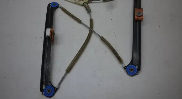 Audi A3 S3 8P Front window lifting mechanism without motor E006060001B
