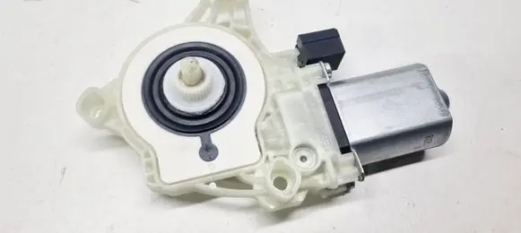 Audi Q4 Sportback e-tron Front door window regulator motor 4K0959812A