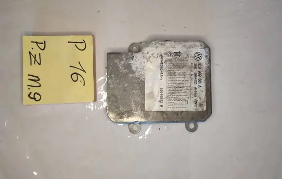Volkswagen Golf IV Airbag control unit/module 1C0909601A