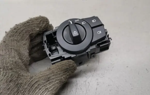BMW 1 E81 E87 Light switch 6932794