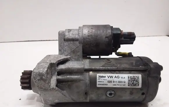 Volkswagen PASSAT B7 Starter motor 02E911023Q