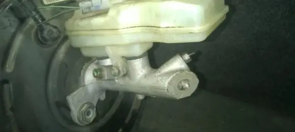 Renault Scenic II - Grand scenic II Master brake cylinder 142879 14971