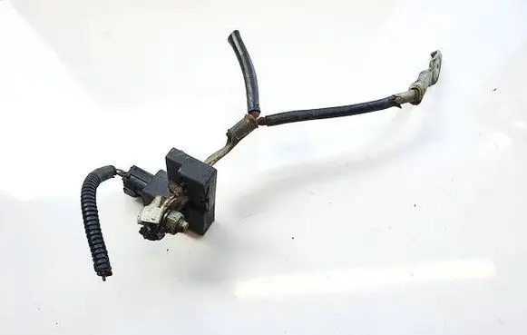 Toyota Avensis T270 Positive cable (battery) 