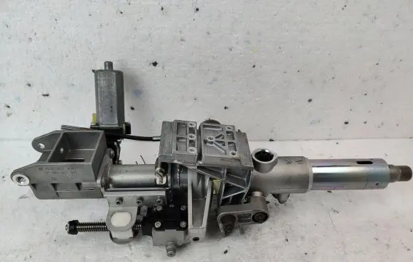 Mercedes-Benz E W212 Steering wheel axle set 