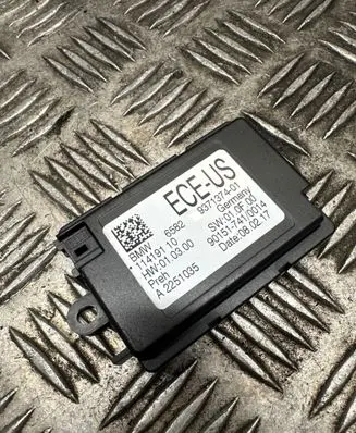 BMW X5M F85 Other control units/modules 9371374 SW010F00 901517410