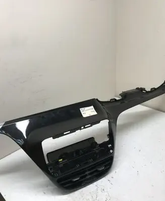 Peugeot 208 Dash center air vent grill 1069189X