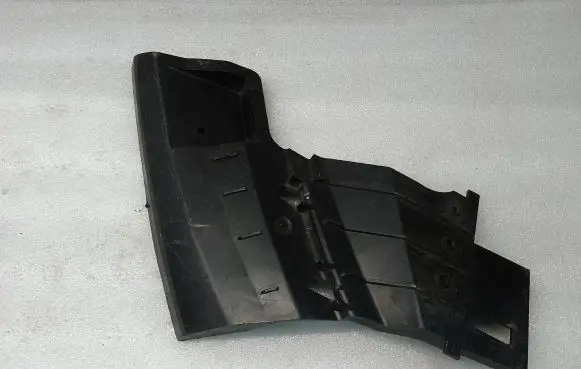 Volvo V60 Front bumper mounting bracket 31323429 BP8BB