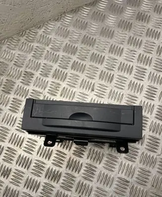 Volvo V50 Navigation unit CD/DVD player 31260775