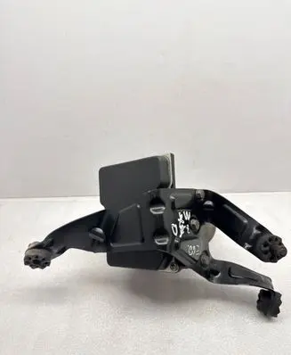 BMW 5 E60 E61 ABS Pump 6774848 6774850