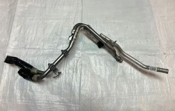 Jeep Wrangler Engine coolant pipe/hose 68282486AB