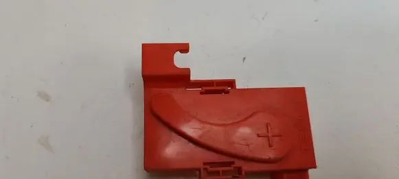 Tesla Model X Fuse box cover 104895500C