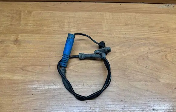 BMW 5 E39 ABS brake wheel speed sensor 6998705