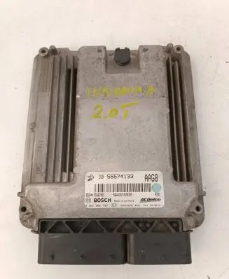 Opel Insignia A Engine control unit/module 55567953 55574133 0261S02732