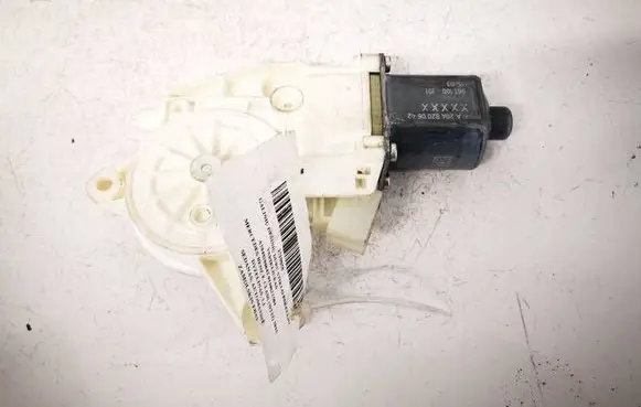 Mercedes-Benz C AMG W204 Rear door window regulator motor A2048200642