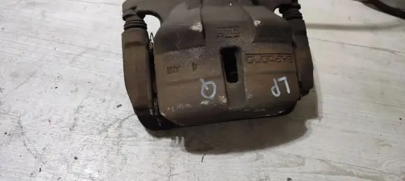Nissan Qashqai Front brake caliper OLG0892
