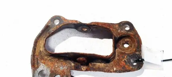 Volkswagen PASSAT B6 Bracket in trunk/boot 