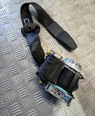 Front seatbelt