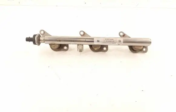Mercedes-Benz C W204 Fuel main line pipe 2760703995 2760780245