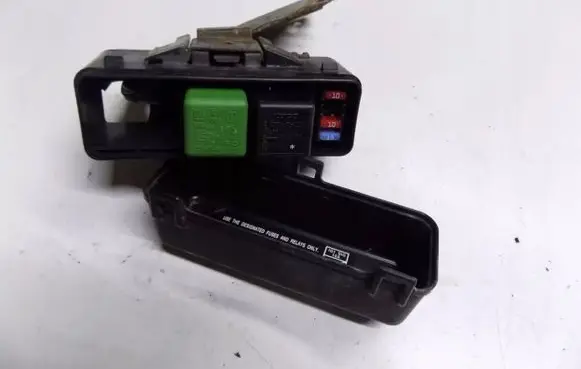 Suzuki SX4 Fuse box set klasd83742as21ha