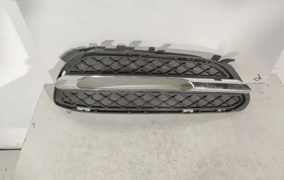 Mercedes-Benz E W212 Front bumper lower grill A2128851823