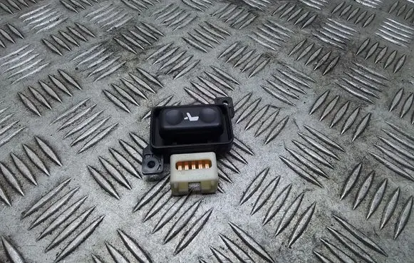 Lexus IS 220D-250-350 Seat control switch 182907