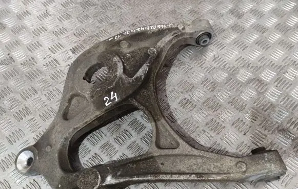 Mercedes-Benz GLE AMG (W166 - C292) Rear upper control arm/wishbone 16606
