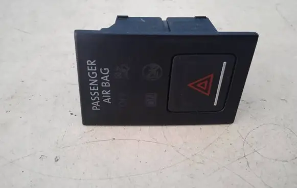 Volkswagen Golf VII Hazard light switch 5G1919225
