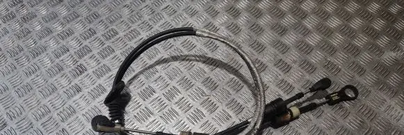 Gear shift cable linkage