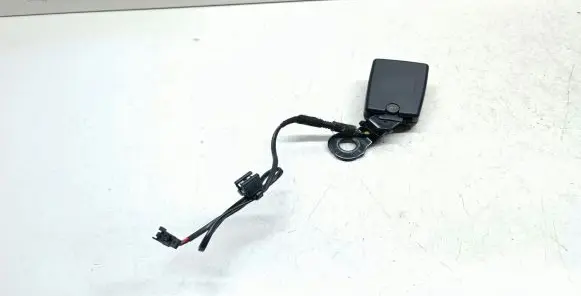 BMW 2 F46 Rear seatbelt buckle 7388591